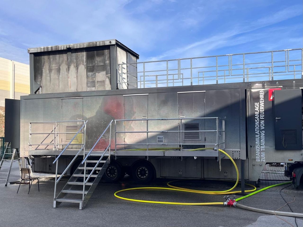 Mobile Brandsimulationsanlage beim Training in Leobersdorf